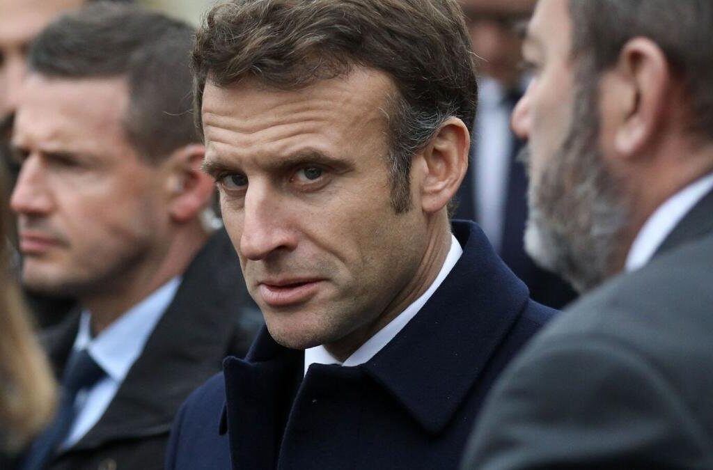 Déclaration écrite d&rsquo;Emmanuel Macron après la vague RN ce soir aux #ElectionsLegislatives2024 :