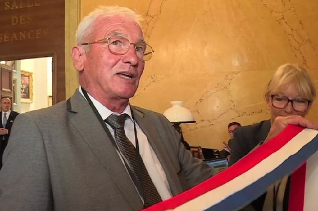 « Des Maghrébins sont arrivés au pouvoir en 2016, ces gens-là n&rsquo;ont pas leur place dans les hauts lieux », vient de déclarer le candidat RN de l&rsquo;Yonne, Daniel Grenon.