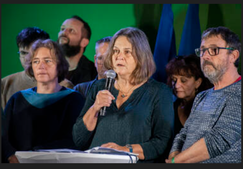 L&rsquo;écologiste et ancienne ministre Dominique Voynet élue députée dans le Doubs L&rsquo;ancienne ministre Dominique Voynet (Les Ecologistes-NFP) a été élue dimanche députée de la 2e circonscription du Doubs avec 59,95 % des suffrages contre le RN Eric Fusis (40,05 %), bénéficiant du désistement du représentant macroniste entre les deux tours