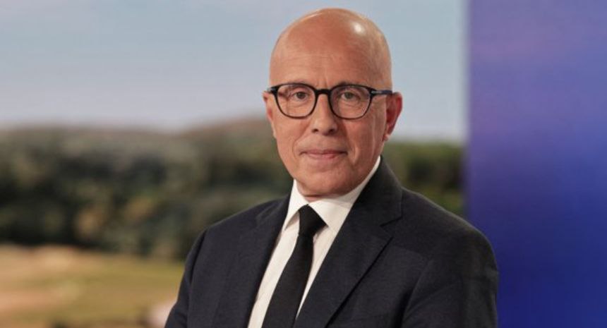 N&rsquo;oublions pas que l&rsquo;extrême droite augmente largement sont nombre d&rsquo;écharpes..