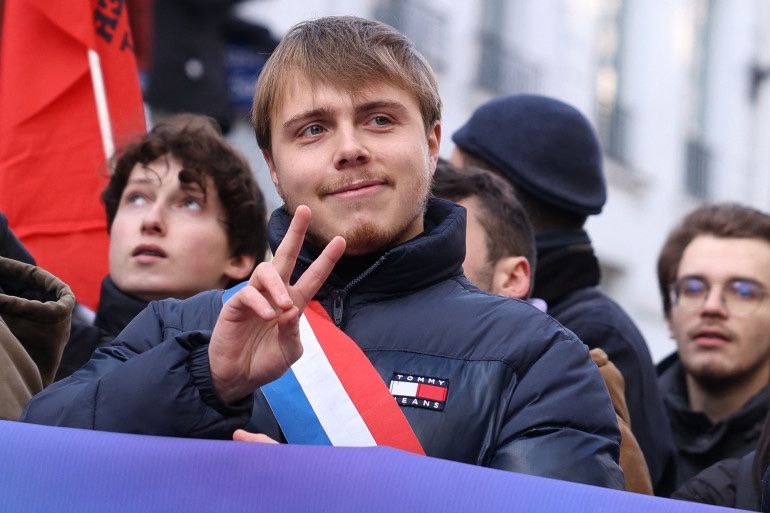 Louis Boyard est de retour à l&rsquo;Assemblée nationale rejoint par Raphaël Arnault. Les réseaux faf en PLS
