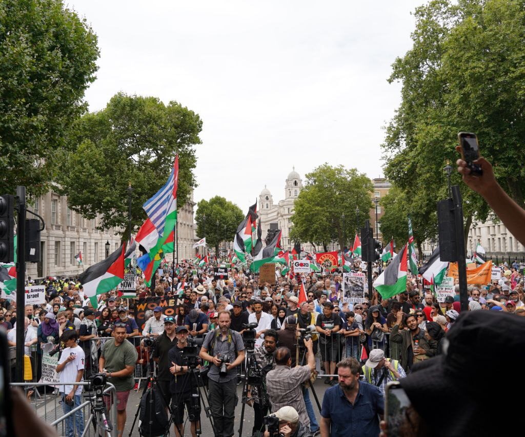 100 000 aujourd&rsquo;hui à Londres contre le génocide à Gaza.
