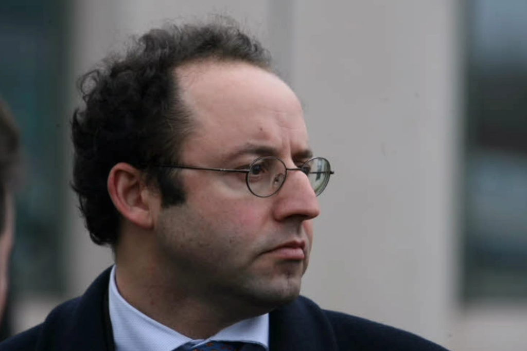 Jérôme Fournel, champion du contournement fiscal, est nommé directeur de cabinet de Michel Barnier à Matignon.