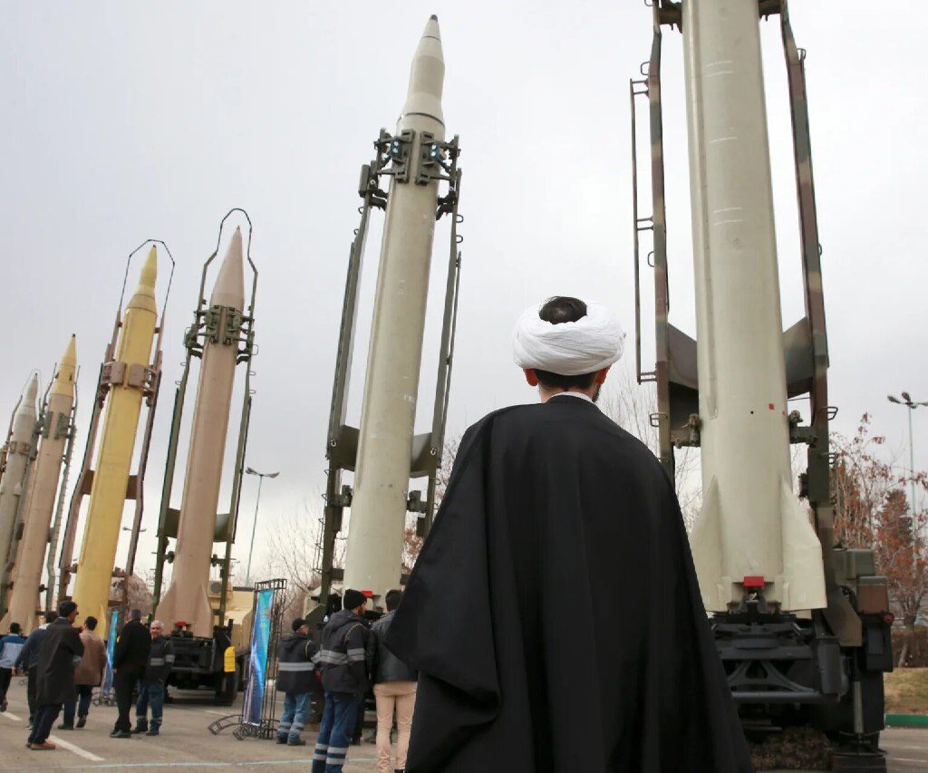 Les États-Unis détectent des préparatifs en Iran pour une attaque de missiles contre Israël