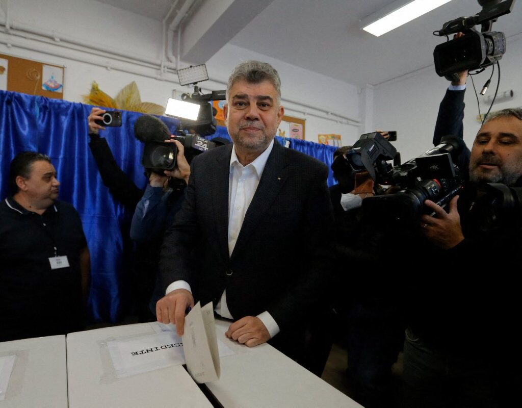 Présidentielle en Roumanie : un candidat d&rsquo;extrême droite en tête du premier tour, le premier ministre social-démocrate éliminé