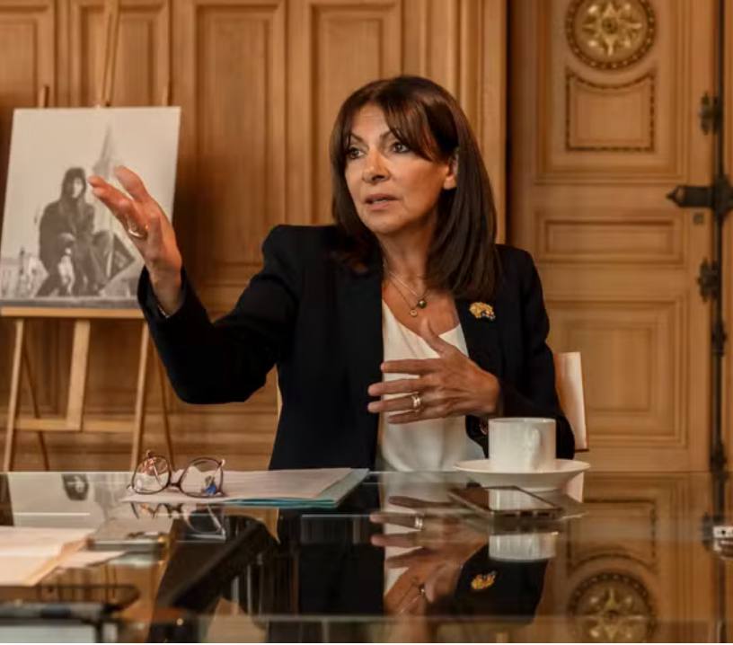 Anne Hidalgo, l&rsquo;incarnation de la gauche qui a vendu son âme au capital, annonce qu&rsquo;elle ne briguerait pas de troisième mandat en 2026