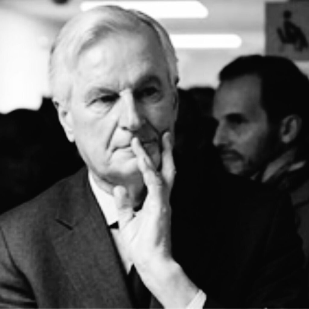 Le  gouvernement Barnier est tombé. Il fut le plus court de l&rsquo;histoire de la Ve République. Minoritaire, cette alliance de la droite macroniste et des LR s&rsquo;effondre au moment où Macron est plus impopulaire que jamais. Mais pour nous rien de nouveau
