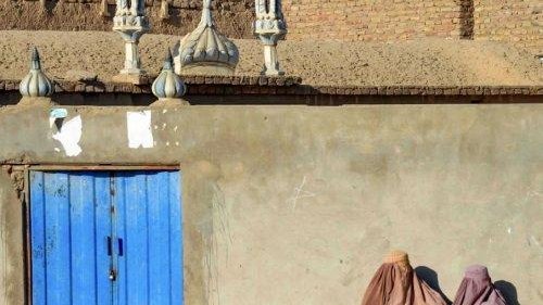 Afghanistan: Nouvelle loi qui emprisonne les femmes