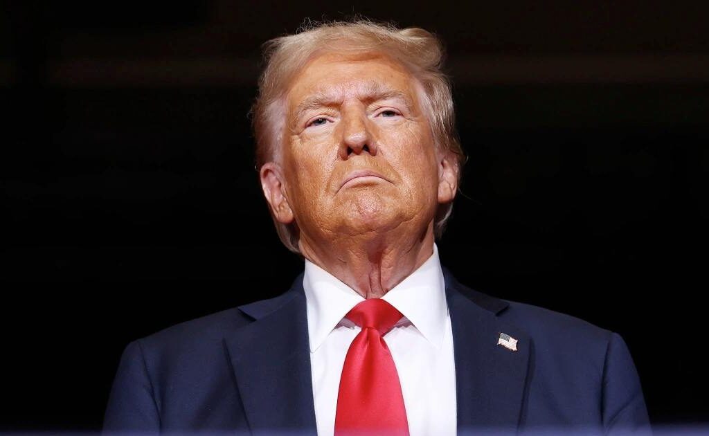 Les États-Unis suspendent presque tous leurs programmes d&rsquo;aide étrangère. Le président Donald Trump a émis un décret qui inclut également l&rsquo;aide militaire à l&rsquo;Ukraine. Il ne reste que deux exceptions : Israël et l&rsquo;Égypte.