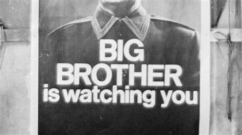 La Serbie et Big Brother : flicage de masse contre opposants et journalistes