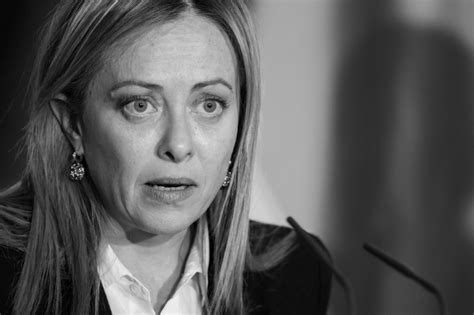 Méloni rattrapée par la CPI : plainte pour entrave à la justice