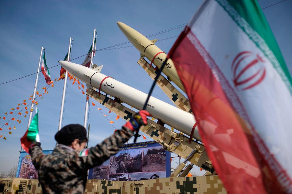 Téhéran en alerte : l’Iran prépare sa riposte face à la menace israélo-américaine