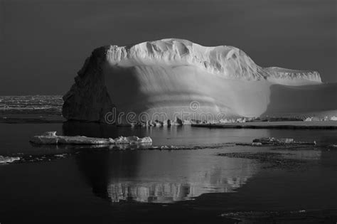 Changement climatique : la banquise atteint un nouveau point bas historique
