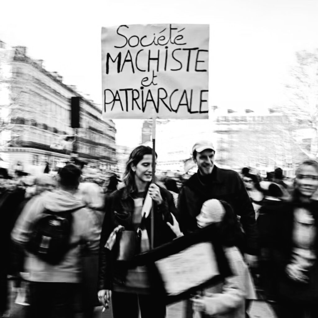 Patriarcat, masculinistes, extrême droite : un raz de marée féministe déferle sur la France