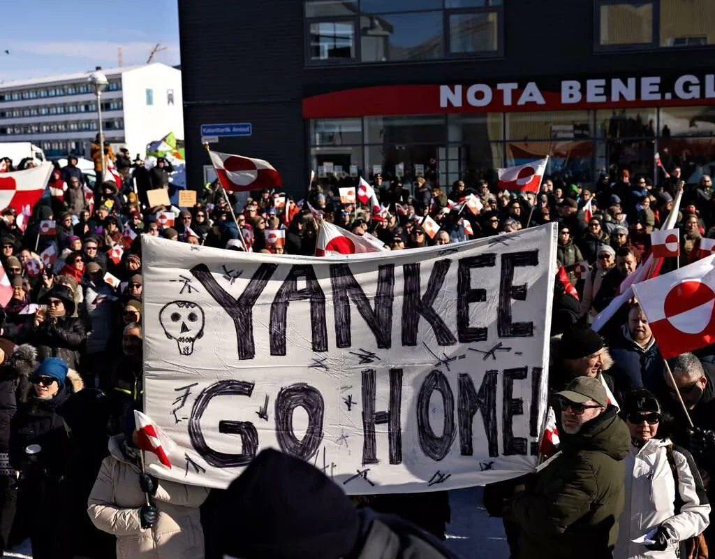 À Nuuk, capitale du Groenland, hier. Marche en direction du consulat américain contre la volonté d’annexion
