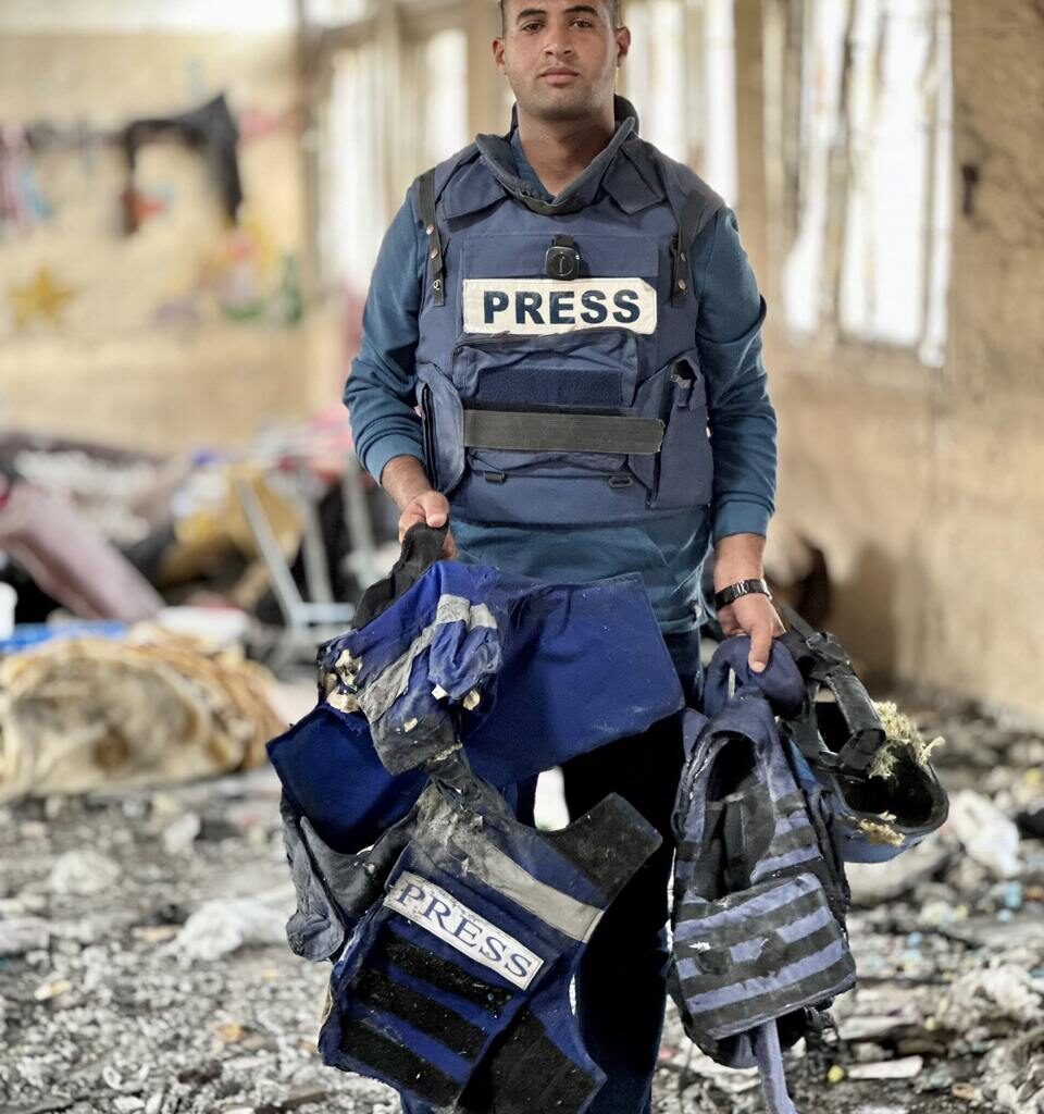 Israël a pris pour cible et tué le journaliste Hossam Shabat, le deuxième journaliste tué aujourd&rsquo;hui après Mohammed Mansour.