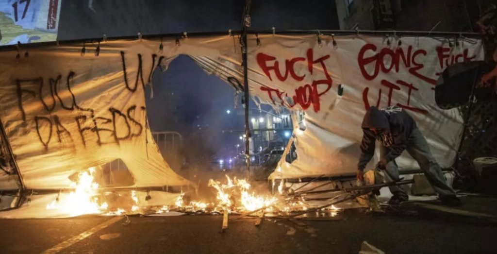 Los Angeles: couvre feu décrété