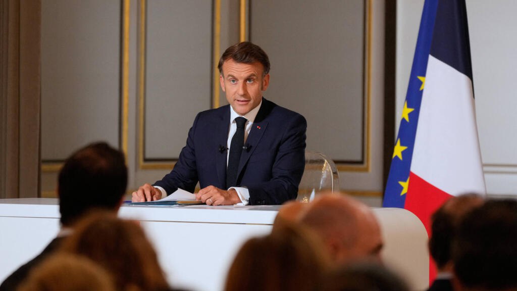 « C&rsquo;est OSS 117 à l&rsquo;Elysée », s&rsquo;insurge un diplomate, après l&rsquo;abandon de la Palestine et le soutien a Netanyahou et sa guerre contre l&rsquo;Iran en débit du droit international