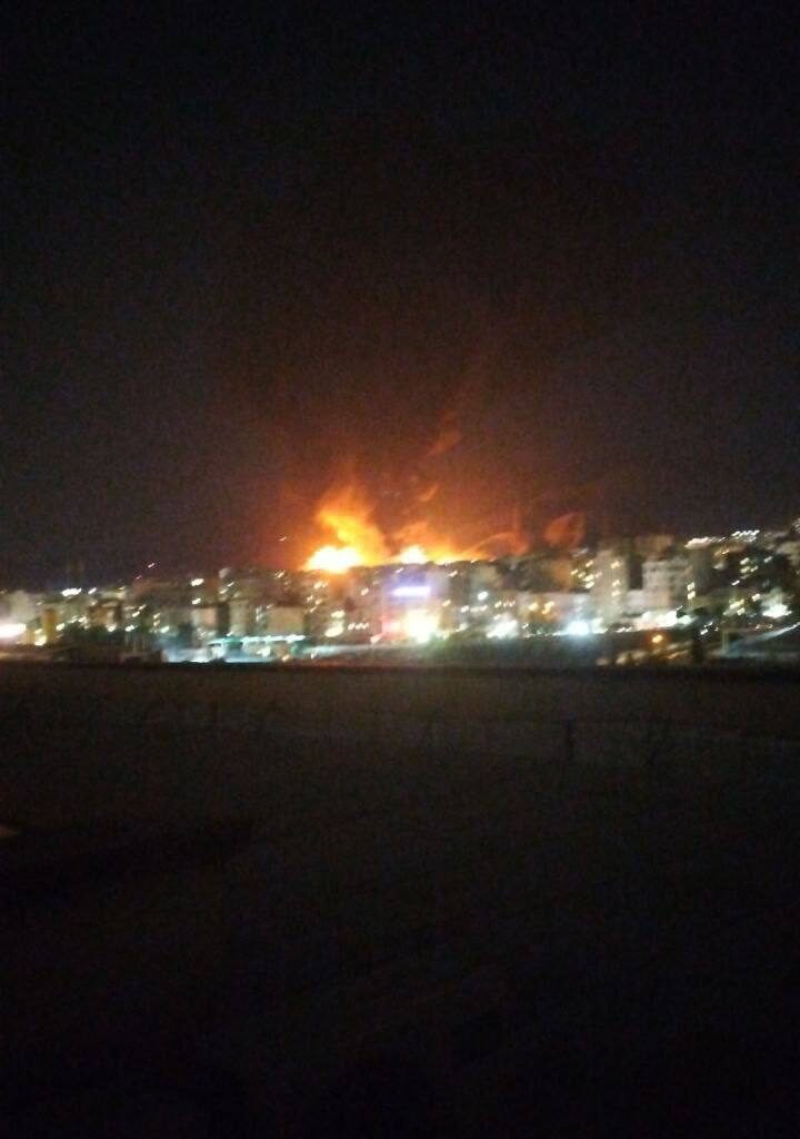 À Téhéran, un dépôt pétrolier brûle après une frappe israélienne